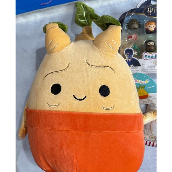 HP! Holiday Gift or stocking stuffers set: Harry Potter theme w Squishmallow - Picture 2 of 8